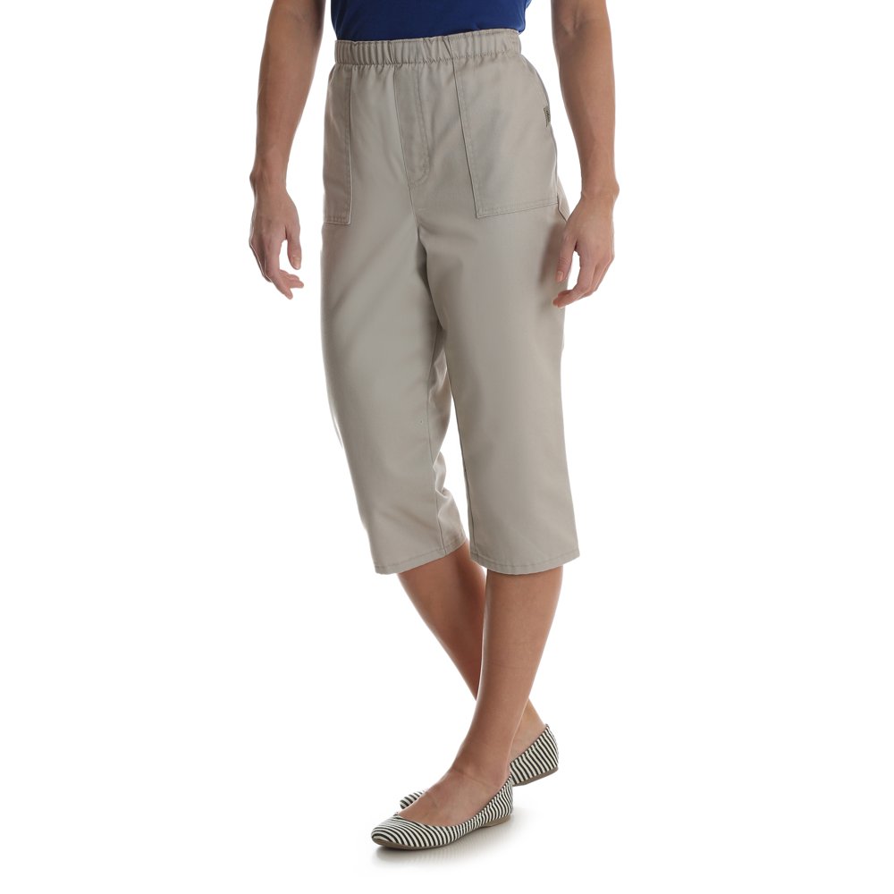 Chic Women's Pull On Utility Capri