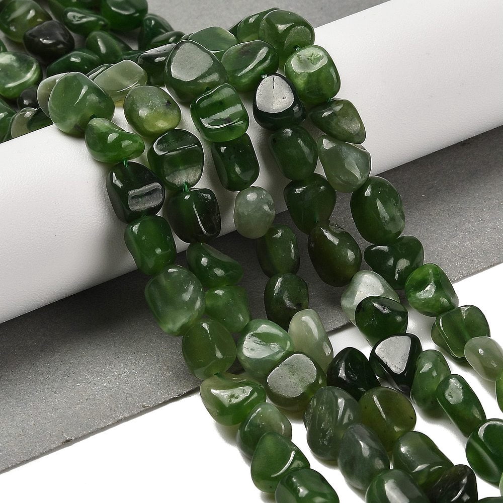 Dyed Natural White Jade Beads Strands Tumbled Stone Green 7~13x4.5~10x4.5~10mm Hole: 1.2mm 44~46pcs/strand 15.08''~16.14''(38.3~41cm)