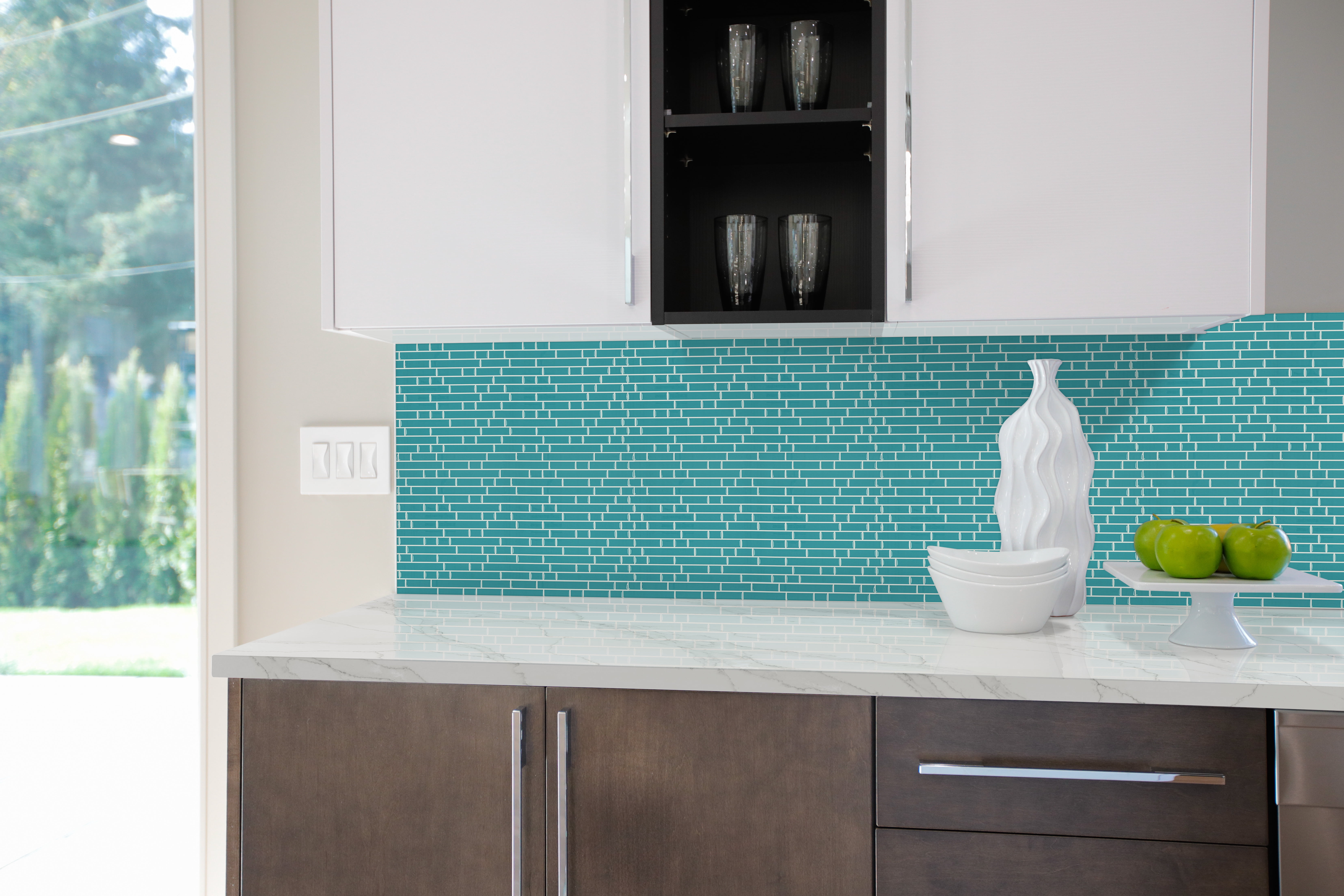 Mainstays Blue Interlocking Peel & Stick Mosaic Wall Tile (2.84 Sqft / pack)