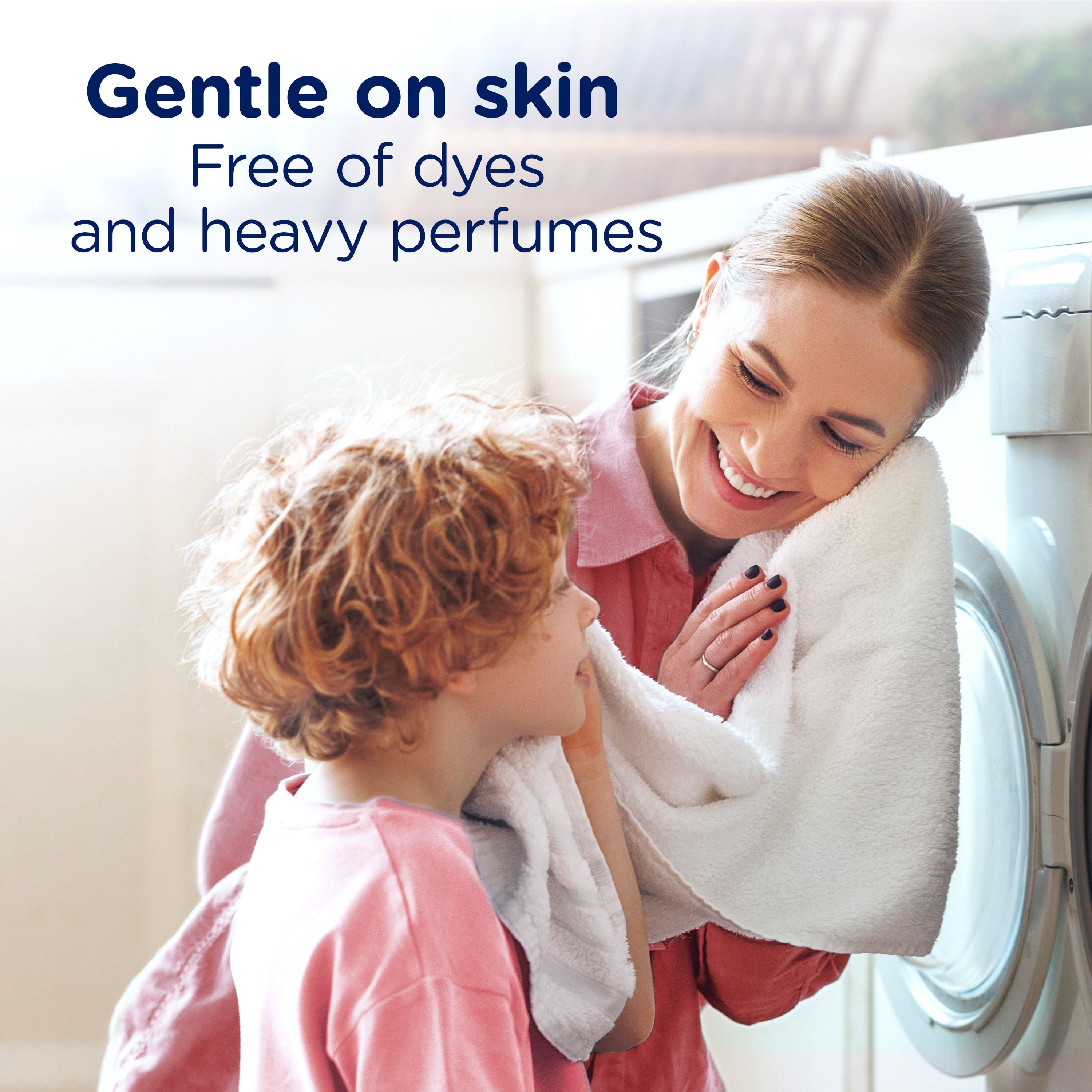 Downy Fabric Rinse Laundry Odour Remover, Spring Breeze Scent, Fabric Softener and Laundry Odour Removal Rinse, 1.41L