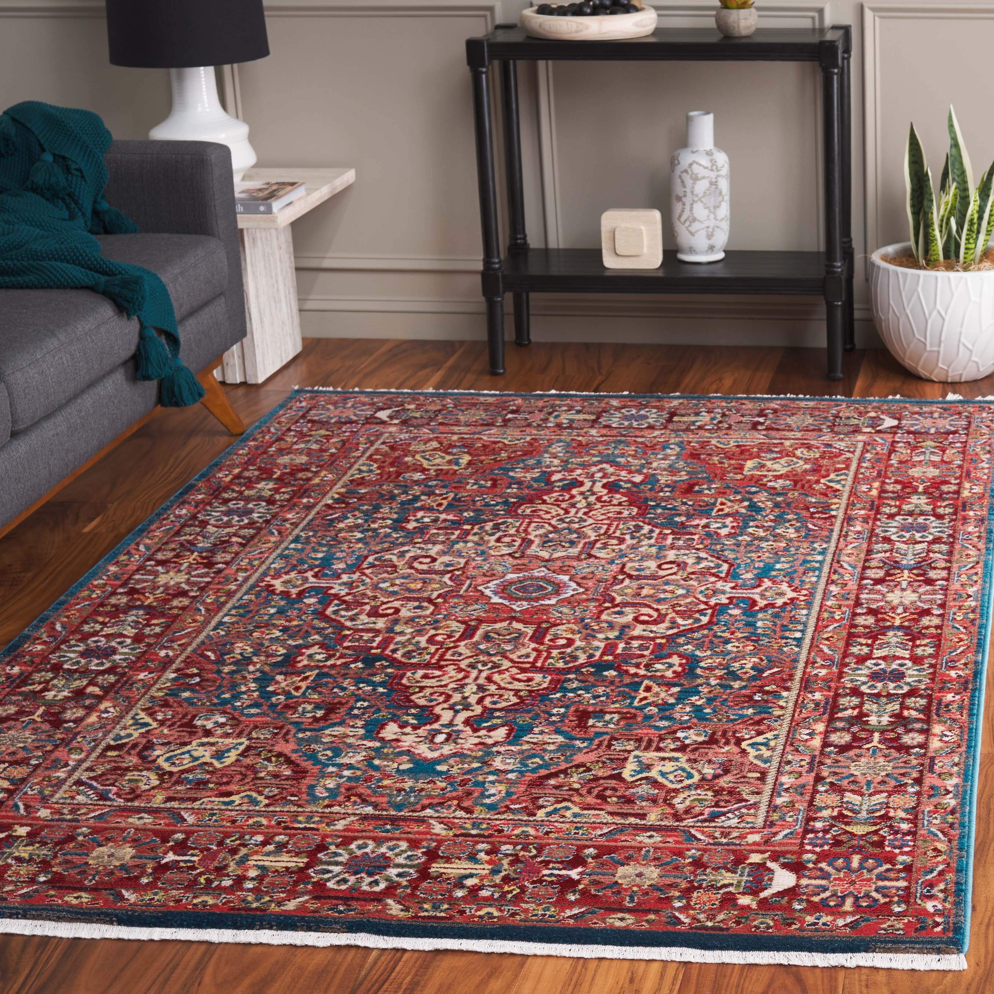 Safavieh Kashan Pema Oriental Area Rug, Blue/Red, 2'6" x 4'