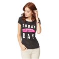 thumbnail image 1 of Aeropostale - Camiseta gráfica para mujer Today Is Your Day, color negro, pequeña Aeropostale Camiseta gráfica, 1 of 2
