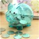thumbnail image 1 of Hucha de plástico de gran tamaño, alcancía para ahorrar dinero, regalo de cumpleaños, Navidad, decoración de guardería para niñas y niños, Color aleatorio, 1 of 4