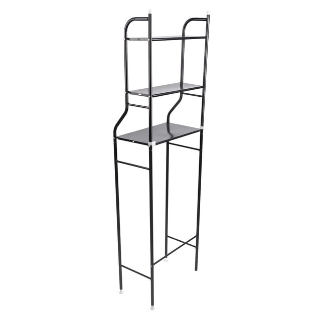 estante para almacenamiento de toallas de hierro de 3 niveles, organizador de estante de baño sobre inodoro con diseño moderno; vista frontal 3/4 de estructura tubular negra de hierro con tres repisas planas (placa grande aprox. 56 x 25 cm, dos pequeñas aprox. 56 x 16.5 cm), dos ganchos laterales y tamaño total aprox. 56 x 25 x 151 cm, ahorro de espacio para baño o cuarto de lavado y apto también como estantería compacta.
