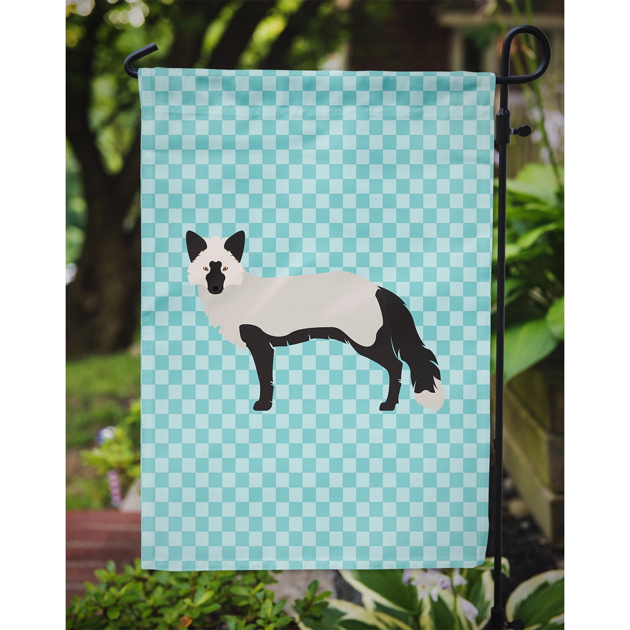 Caroline's Treasures BB8045GF Silver Fox Blue Check Flag Garden Size , Small, multicolor