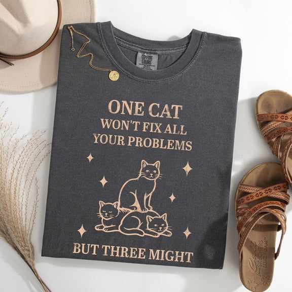 Funny Cat Lover Shirt, Three Cats Retro Graphic, Playful Feline Illustration for Adults