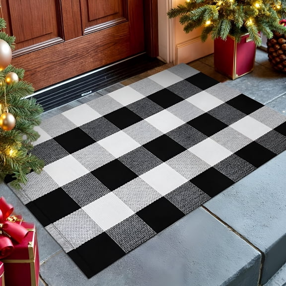 RLESO Buffalo Plaid Area Rugs 2X3 Ft Black and White Checkered Rug Washable Front Door Mat Hand Woven Cotton Outdoor Rug Small Rug for Front Porch Kitchen Entryway Patio Bathroom