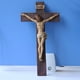 thumbnail image 3 of Crucifijo religioso de Estatua de de Jesucristo para el capilla decoración s decoración manualidades, 3 of 9