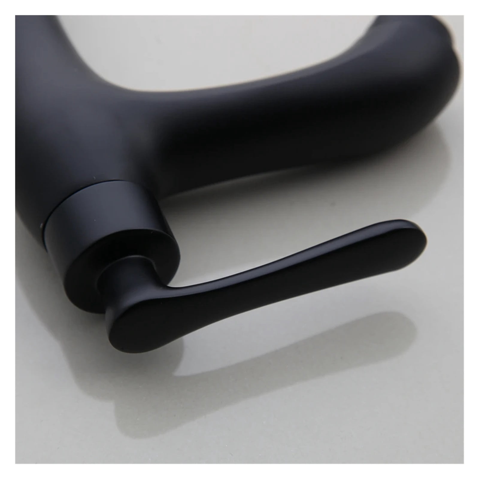 Matte Black Bathroom Faucet, Basin Sink Single Lever Only Cold Faucet, Deck Mounted Washbasin Spray Spout Bathtub Tap ,Leakproof Design
