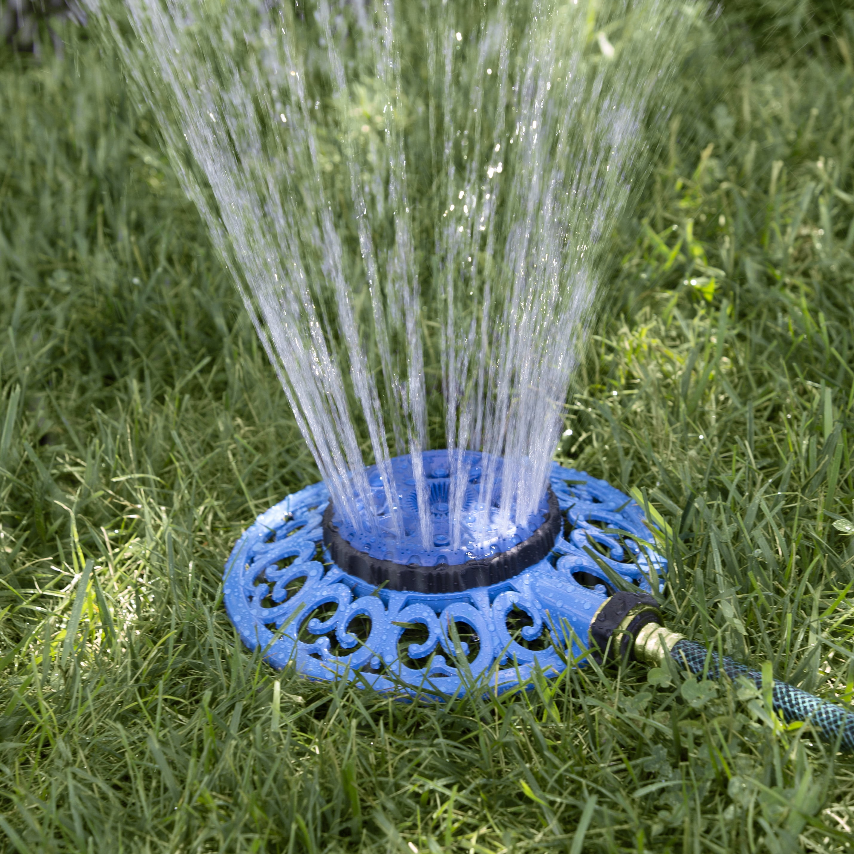 Sprout Metal 8-Pattern Sprinkler in Blue