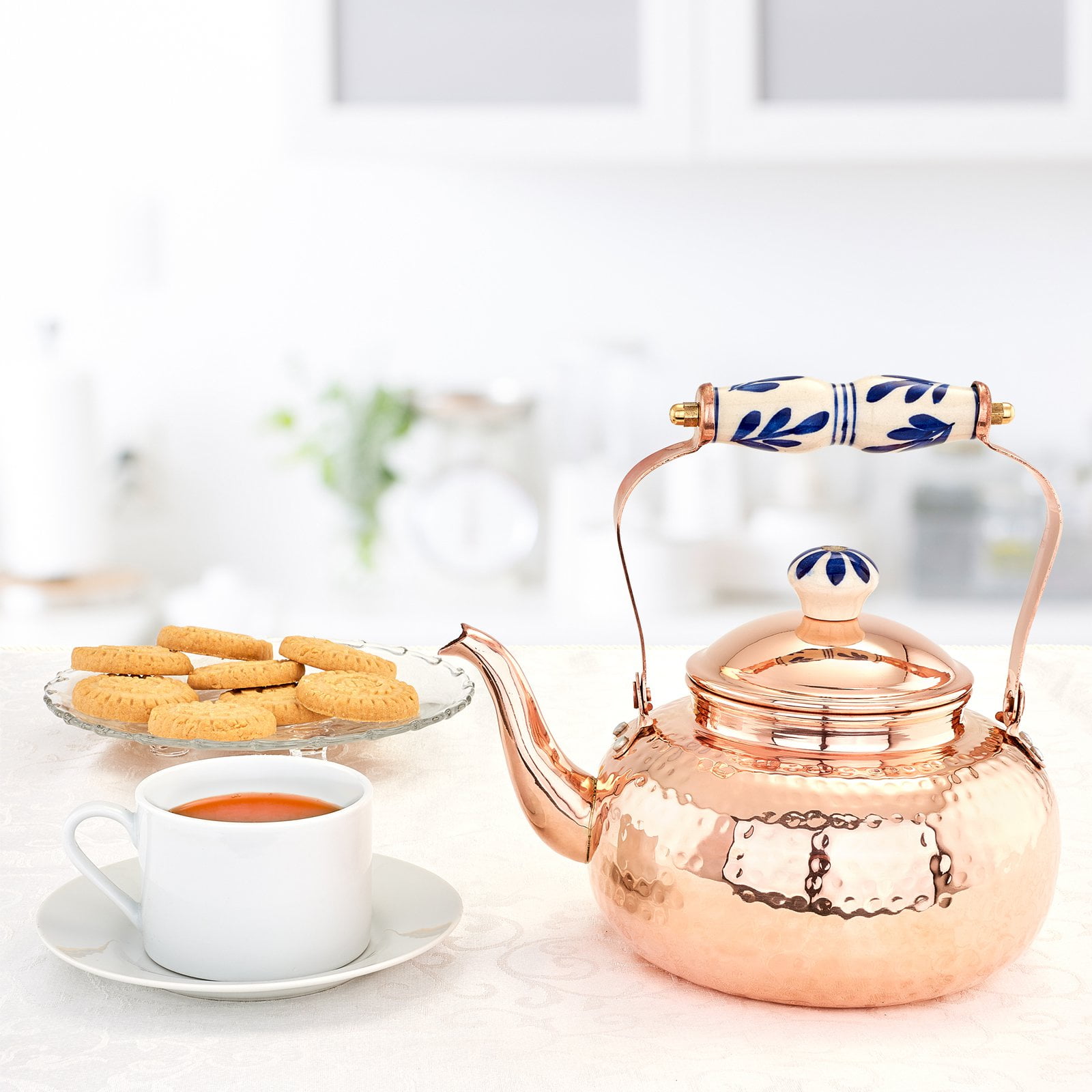 Old dutch tea kettle 2025