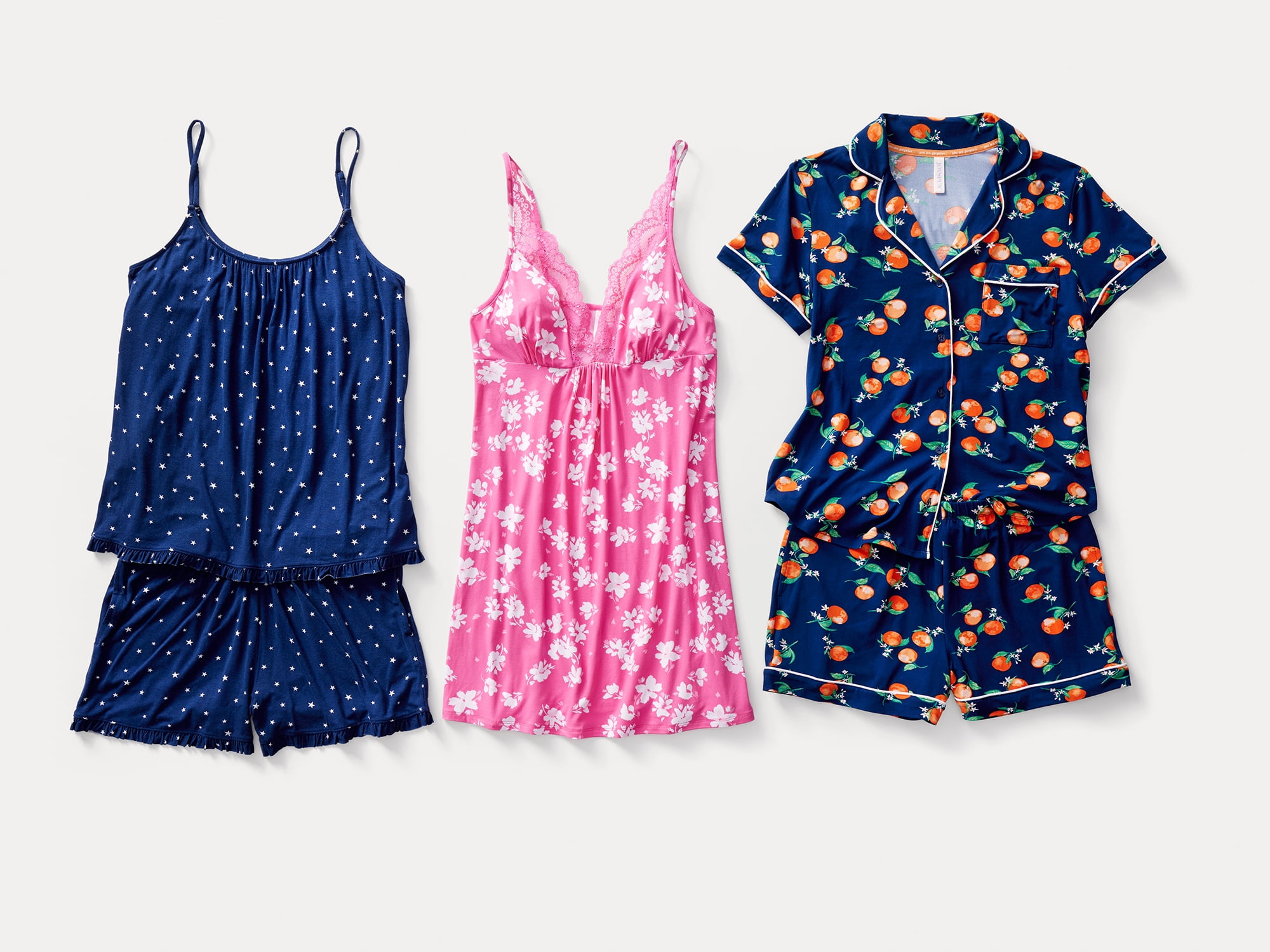 Joyspun Women's Short Sleeve Notch Collar Top and Shorts Knit Pajama Set, 2- Piece, Sizes S to 3X 