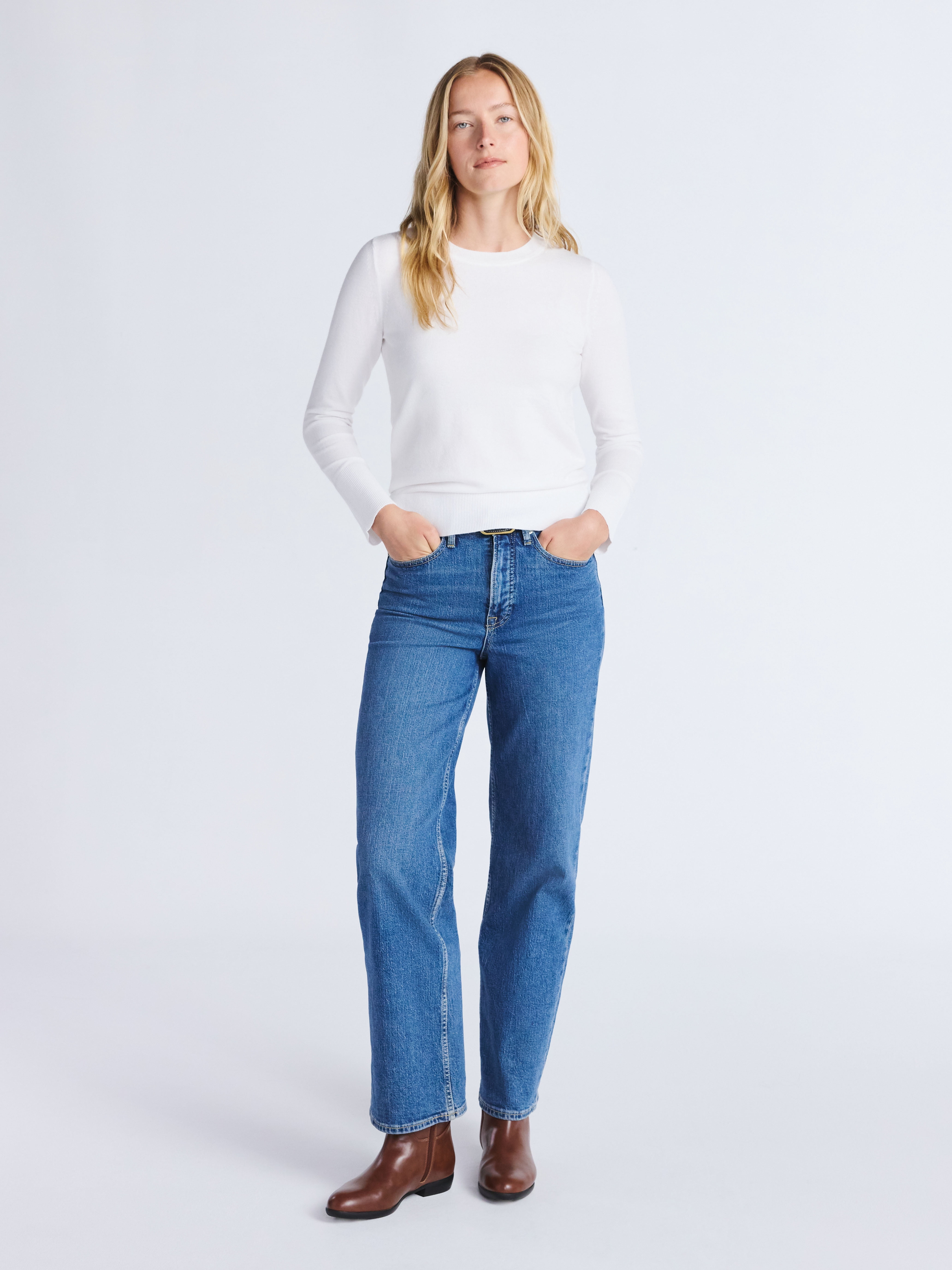 Free Assembly Women's and Women's Plus Cozy Yarn Crewneck Sweater with Long Sleeves. Lightweight, Sizes XS-4X