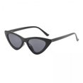 thumbnail image 1 of Gafas de Sol para Mujer Estilo Retro Triángulo Gafas de Sol Mujer Gafas de Sol Versátiles Conducir para Accesorios de Fotos Accesorios de Disfraces Ca 3 piezas, 1 of 8