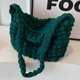 thumbnail image 3 of Bolso de mano acolchado para mujer Bolso tipo cartera suave Bolso tipo hobo de burbujas Bolso versátil para otoño e invierno, 3 of 8