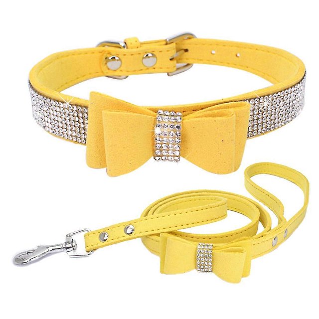 CHAO Collar para perros y gatos con pajarita, collar ajustable con diamantes de imitación, collares de cristal de doble capa para cachorros, color amarillo