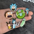 thumbnail image 3 of divertido regalo de dibujos animados pin rick and morty rick sanchez porcelana motivo pepino insignia, 3 of 4