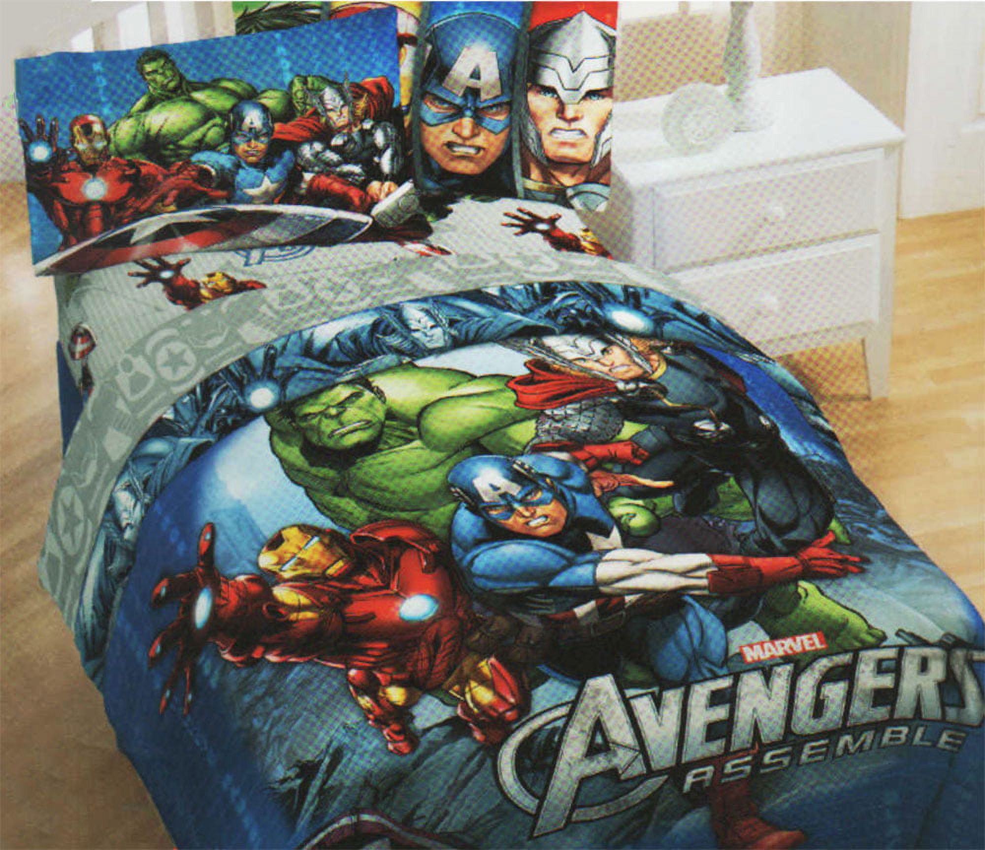 Marvel Avengers "Halo" Twin Size Reversible Comforter - image 2 of 4