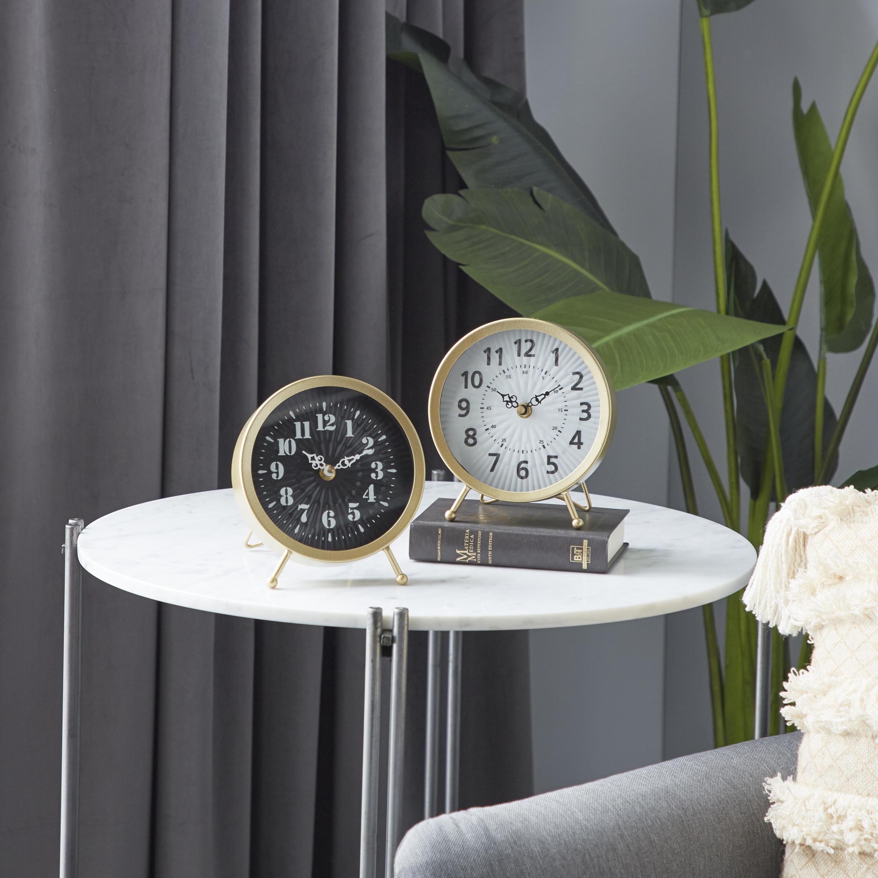 DecMode 7" Gold Metal Clock, Set of 2