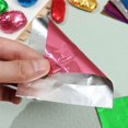 thumbnail image 4 of 100 piezas de papel de aluminio de color dorado para envolver regalos, gofrado de metal, papel de chocolate para dulces, suministros para fiestas de bodas, 4 of 5