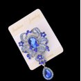 thumbnail image 3 of Broche de imitación de cristal azul real Salvador Broche de flor de cristal, 3 of 6