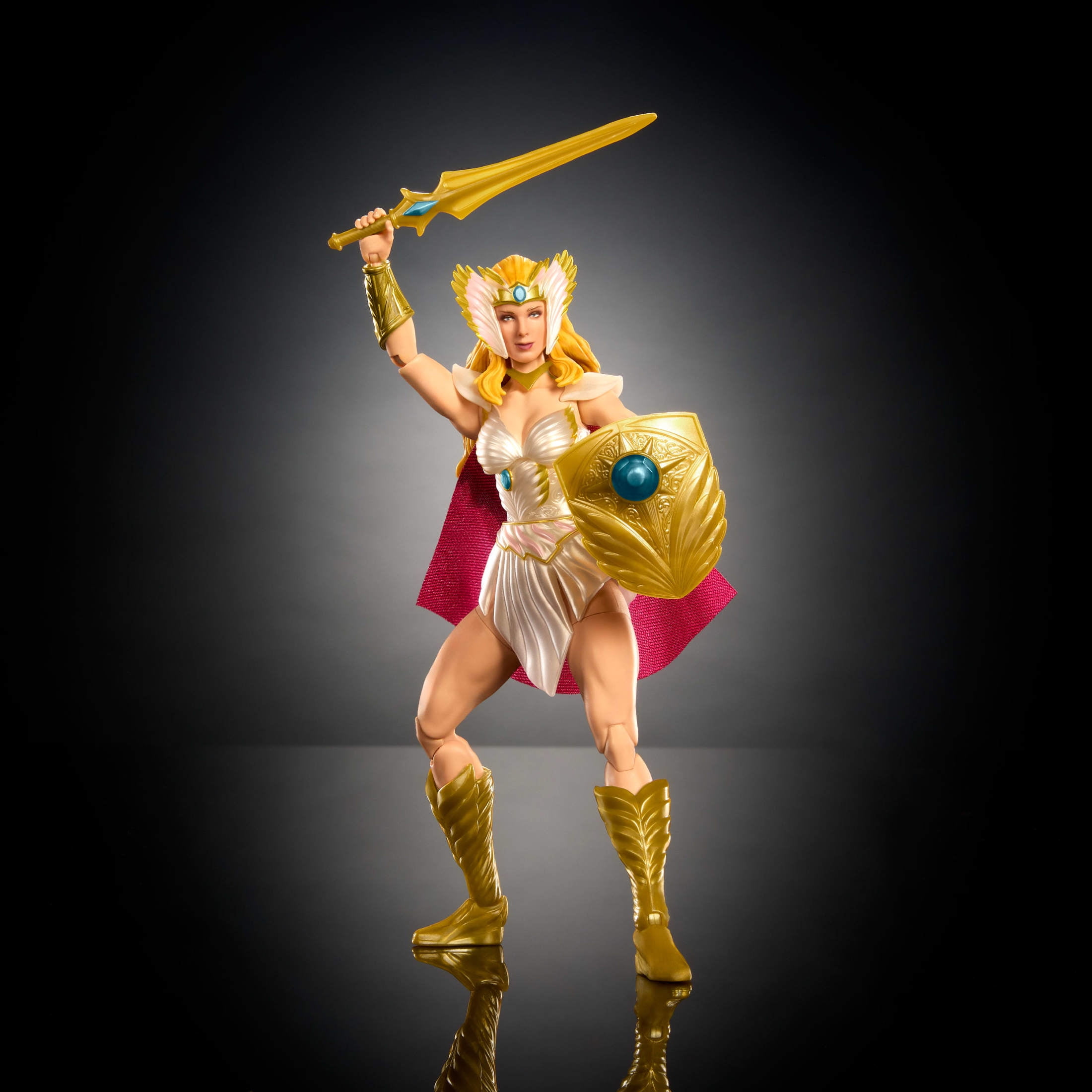 Masters of the Universe Masterverse New Etheria She-Ra Action Figure 7-inch Design