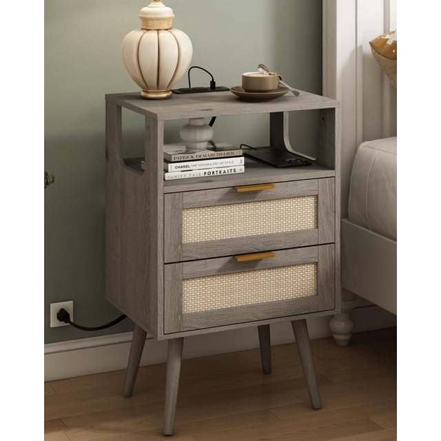 Mesita de noche Veegle Rattan con estación de carga, 2 cajones, color gris