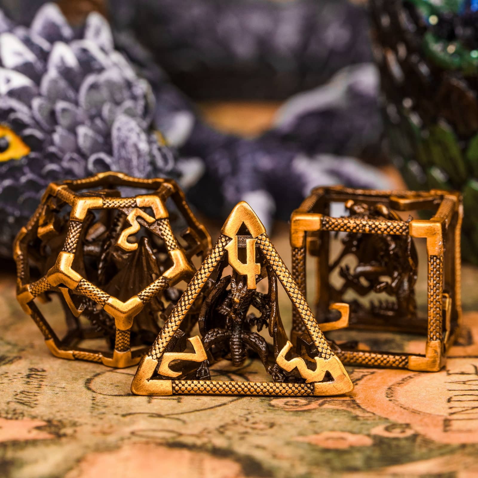 Cusdie Hollow Metal Dice, D&D Dice with Dragon Inside, 7 Pcs DND Dice Set, Polyhedral Dice Set, for Role Playing Game MTG Pathfinder