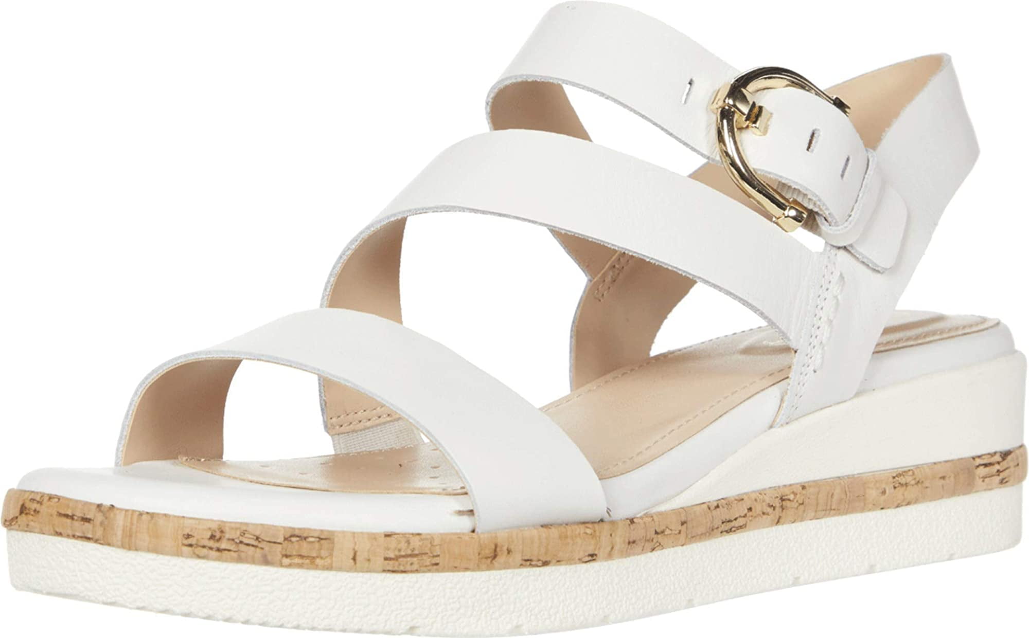 easy spirit evolve sandals