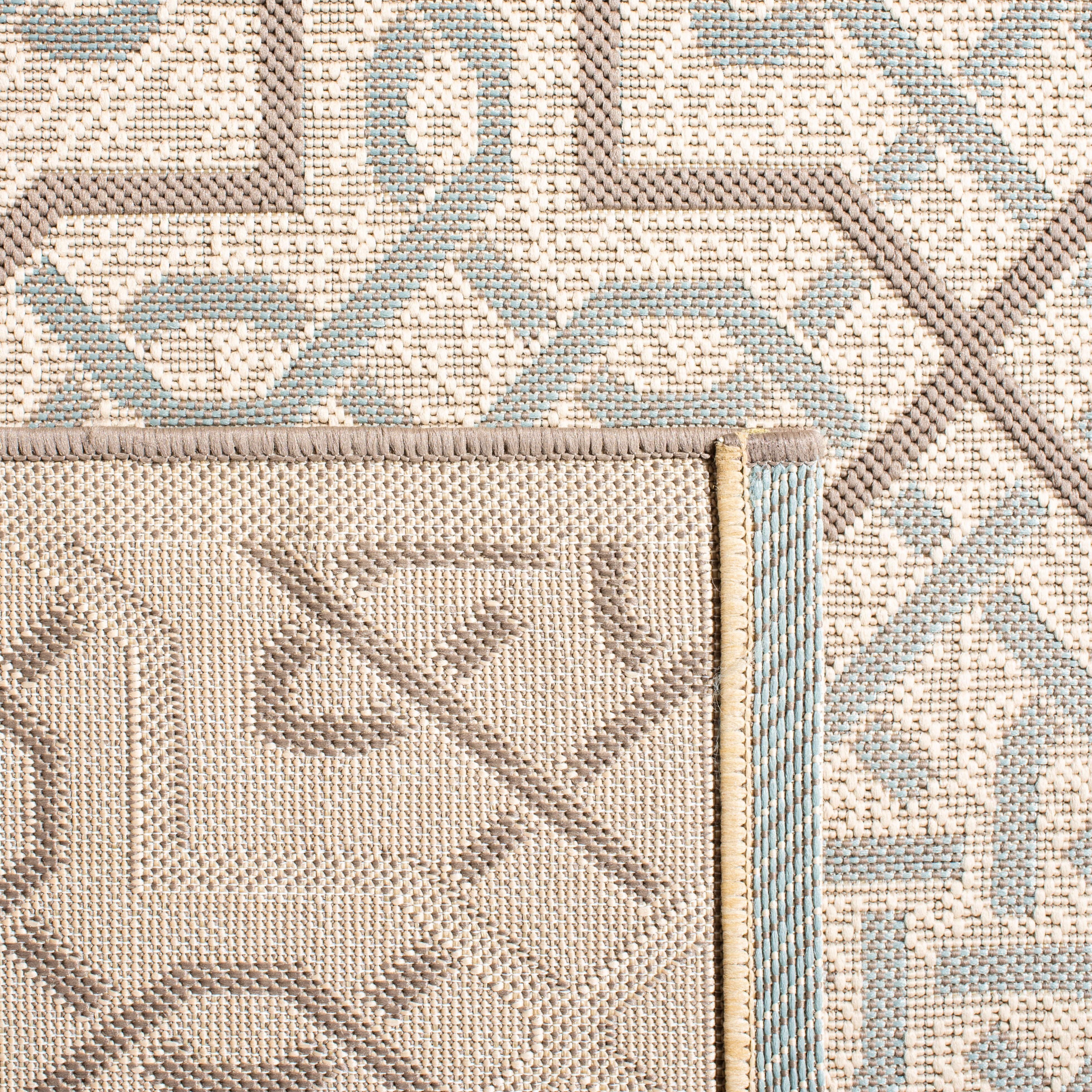 Safavieh Courtyard Olivia Geometric Indoor/Outdoor Area Rug, Beige/Gray, 5'3" x 7'7"