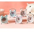 thumbnail image 5 of Reloj Despertador Pequeño Silencioso De Escritorio, Sin Tictac, Funciona con Pilas, Reloj De Vidrio De Alta Definición con Movimiento De Cuarzo, Adecuado para Dormitorio, Sala De E, 5 of 5