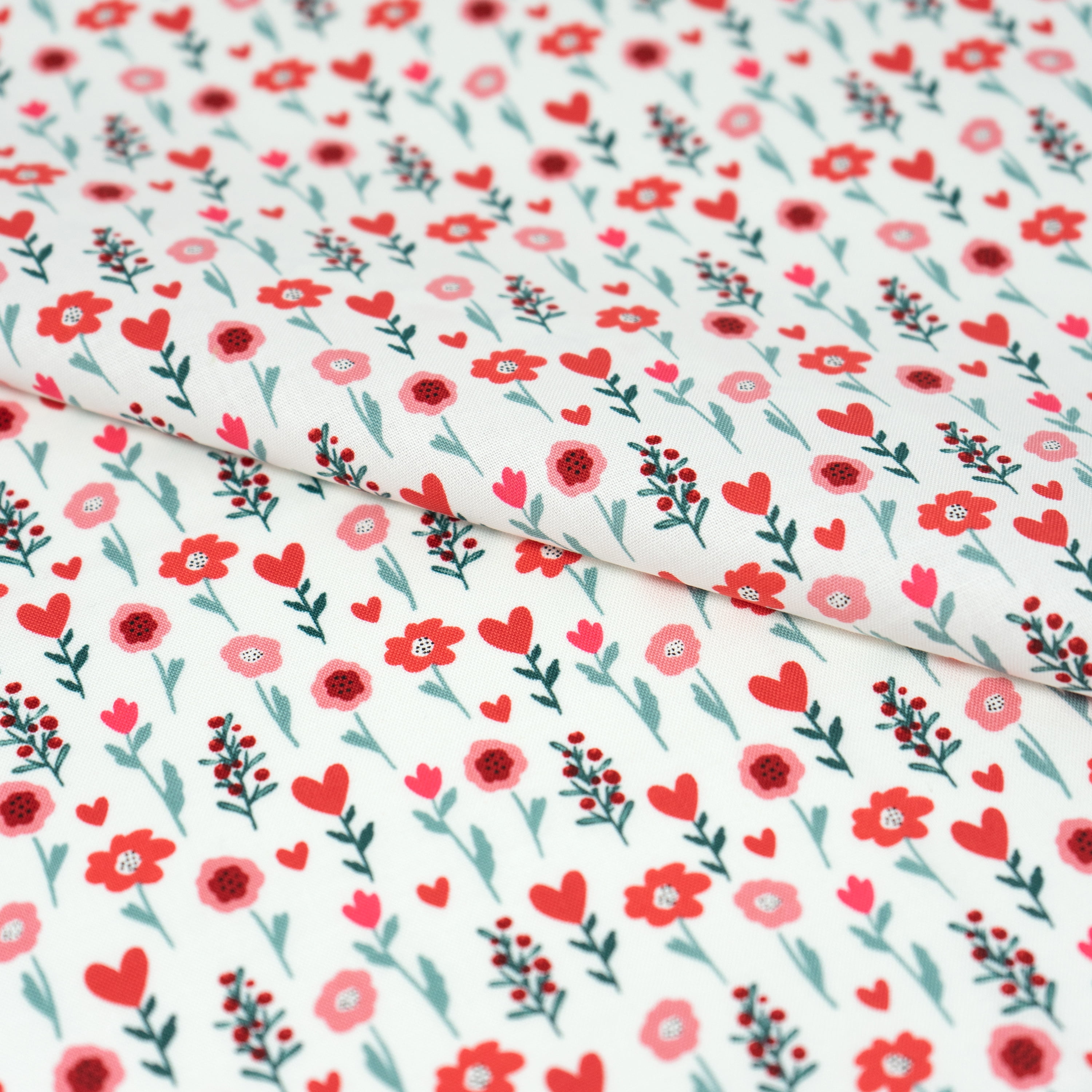 Singer Fabrics, 100% Cotton Print, Craft Quilting, 44 Inch, Red Flower, 3 Yard Precut