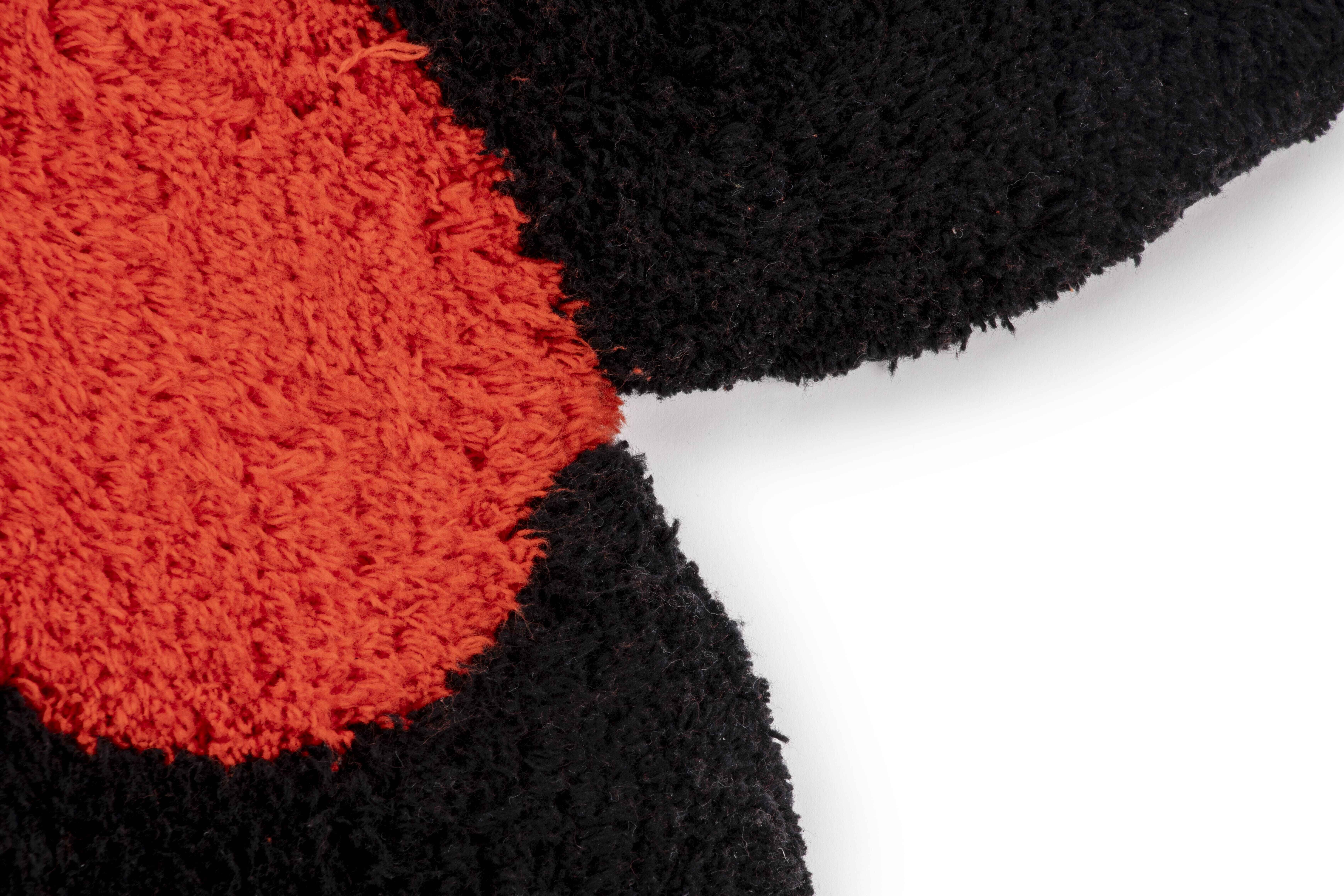 Minnie Mouse Tufted Rug, 25" x 29", Cotton, Black, Disney