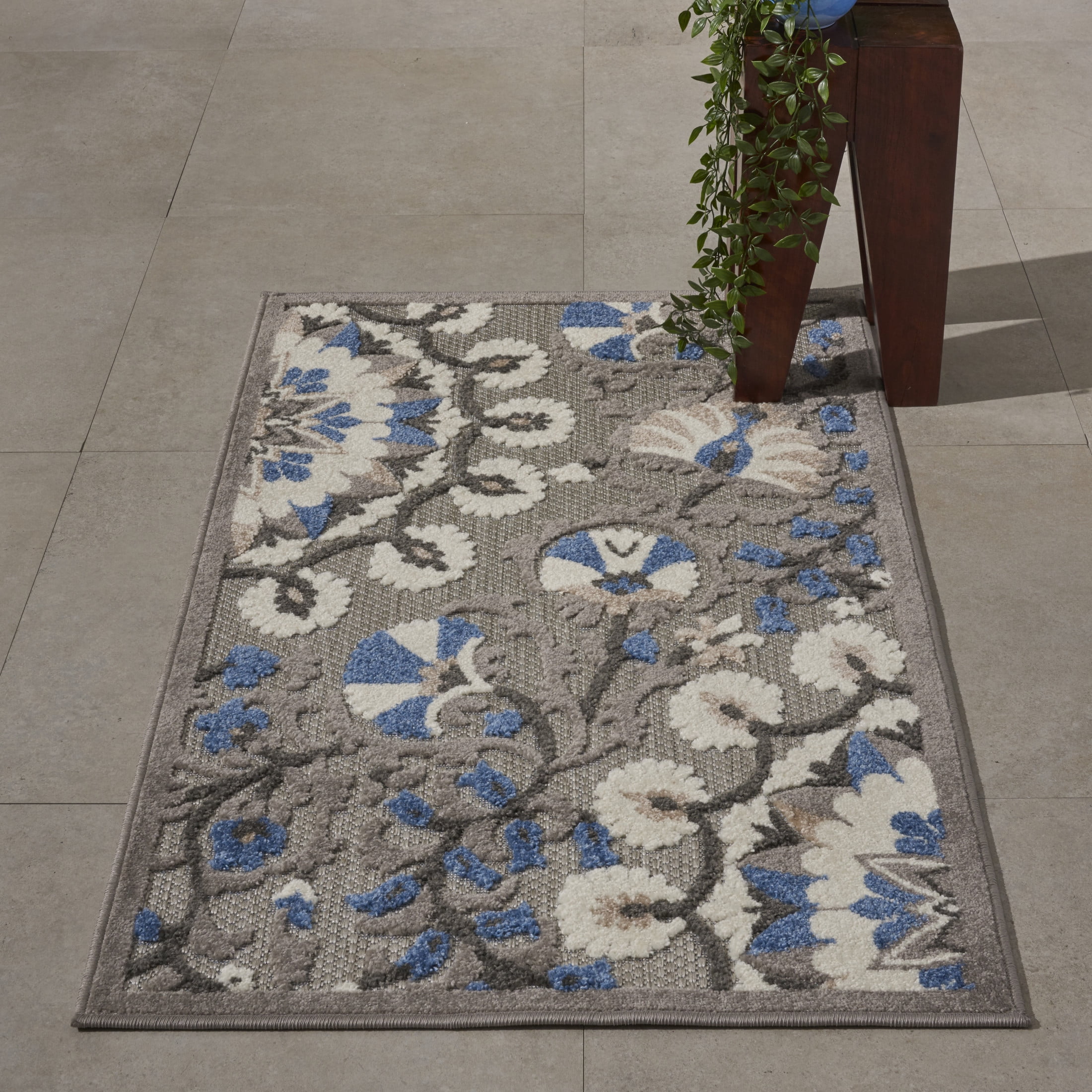 Nourison Aloha 2' x 3' Grey Multicolor Transitional Rug