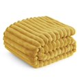 thumbnail image 1 of Manta Bedsure Honey Fleece para sofá, 150 x 200 cm, 1 of 6