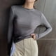 thumbnail image 4 of Camiseta básica de yoga de manga larga para mujer, estilo casual, cuello redondo, ajuste delgado, camiseta atlética para correr, 4 of 5
