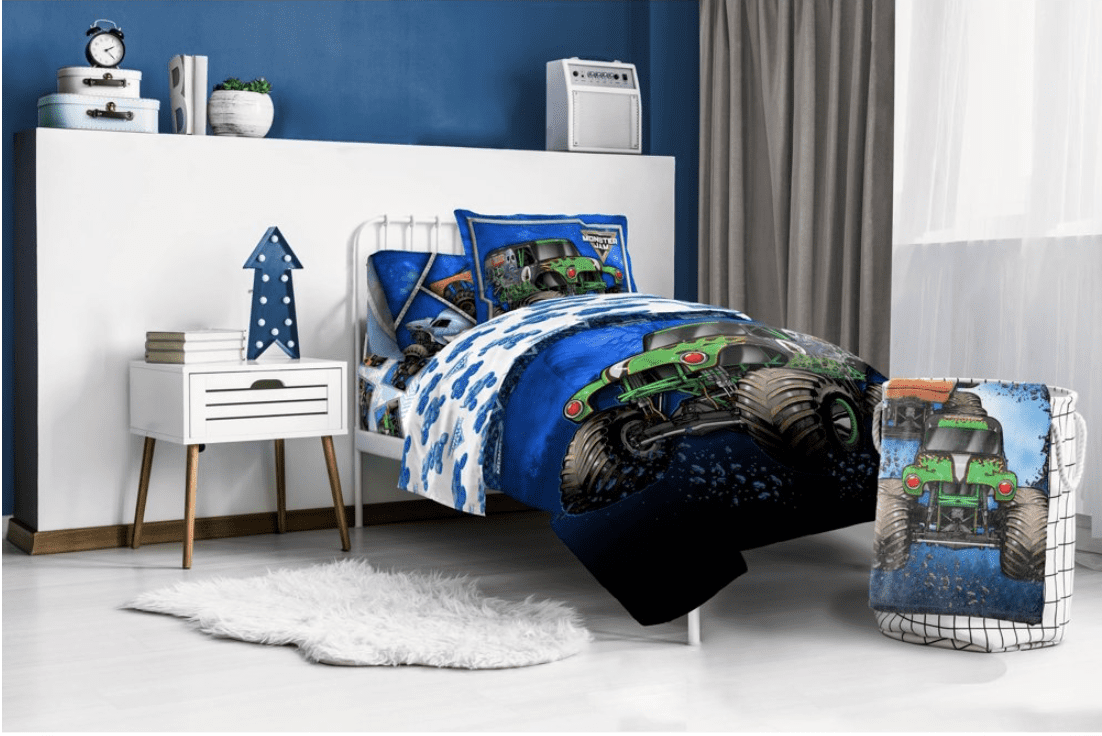 Monster Jam Grave Digger Reversible Full Comforter Sheets & Sham (6
