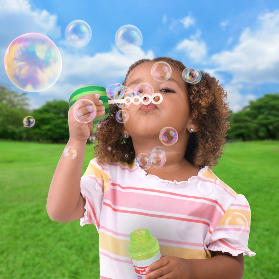 Play Day Watermelon Scented Bubble Blowing Solution  8oz, Children Ages 3+  (图3)