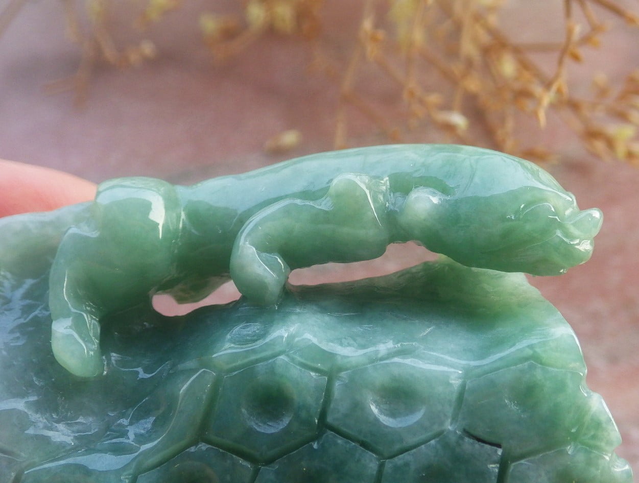 Green Natural A Jade jadeite Display Dragon Pi Xiu 698664 TN