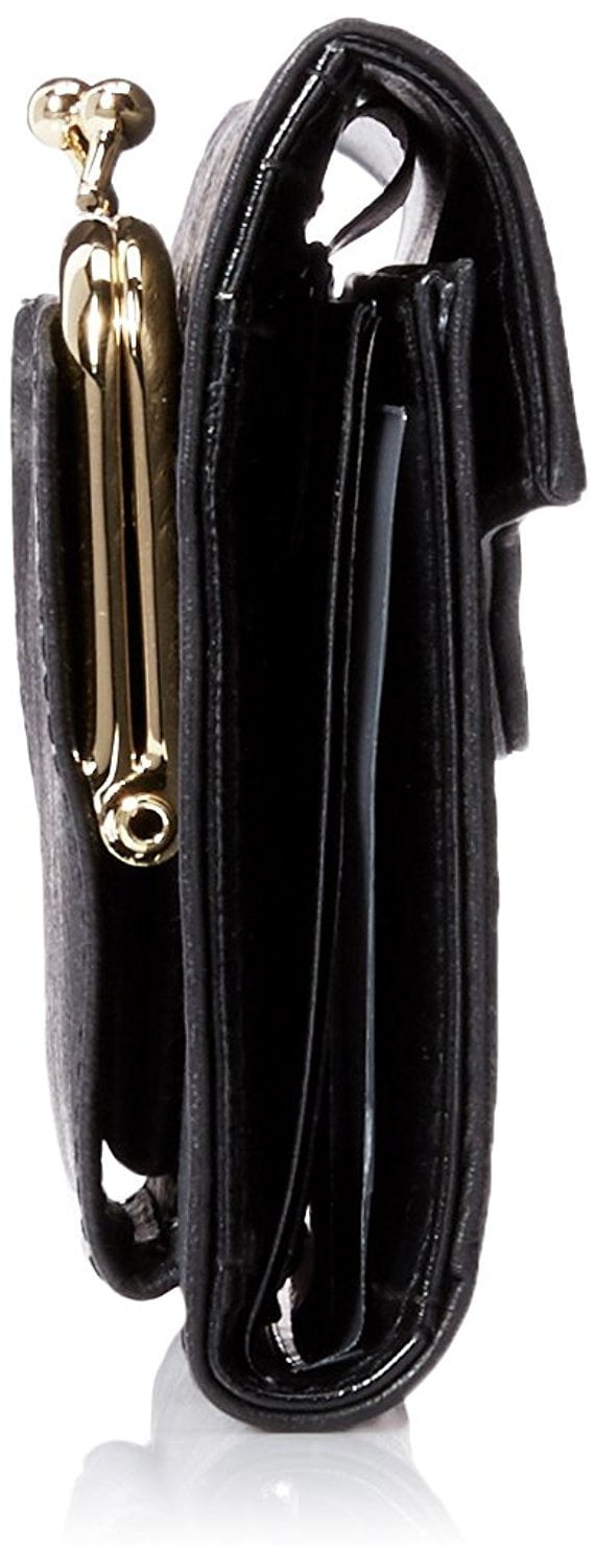 Buxton outlet organizer clutch