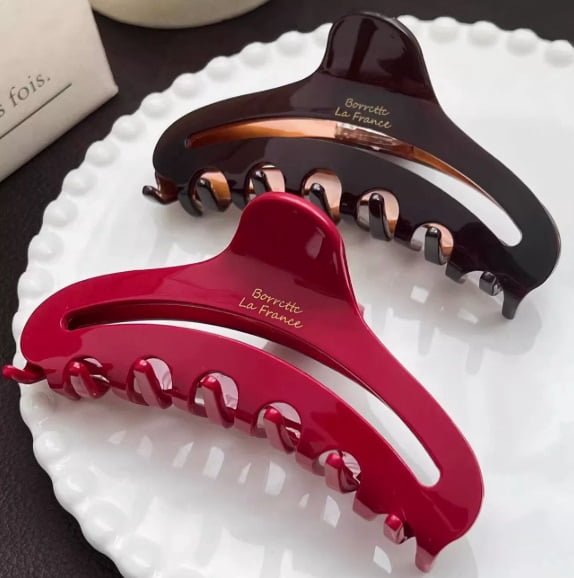 3-Pack Vintage-Inspired Large Shark Clips - Strong Grip for Thick Hair, Elegant Design for Everyday Use
