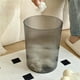 thumbnail image 4 of Cubo de basura grande con tapa, contenedor vertical de rayas de 10,4 galones - Papelera de cocina de plástico gris transparente, 26,5x21,5x18cm, 4 of 6