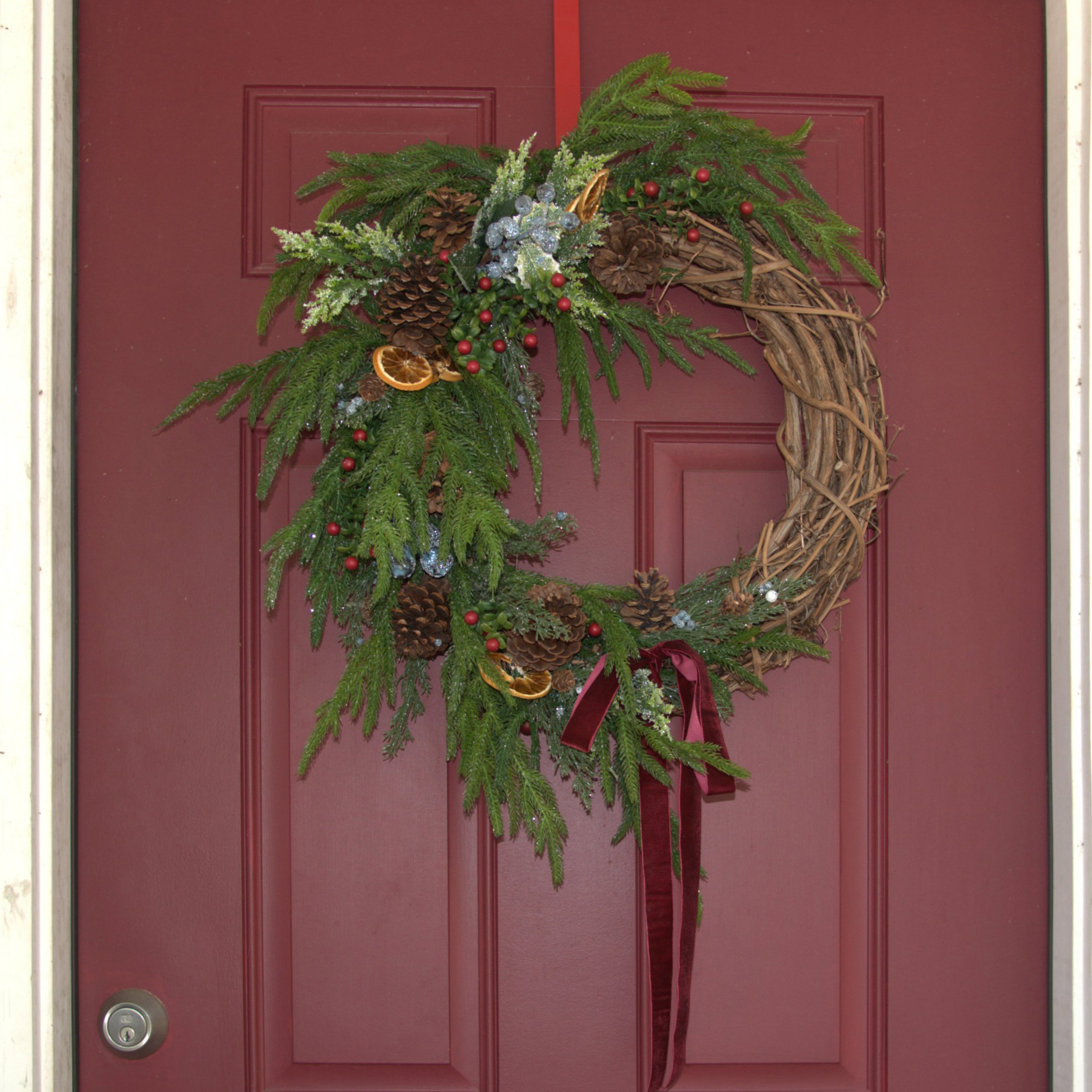 24" Third Day Market Velvet Dreams Wreath