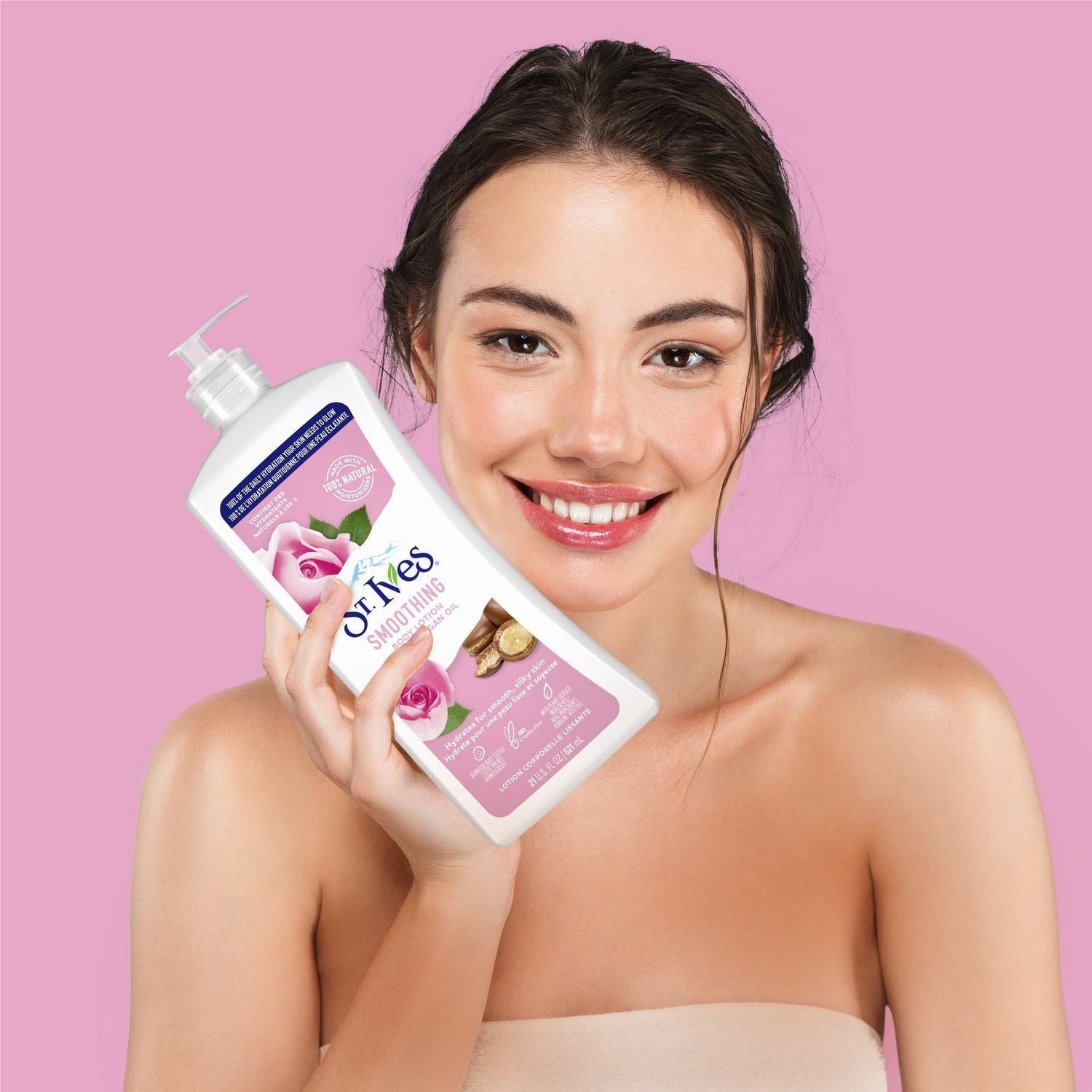 St. Ives Lotion Corporelle Lissante à la Rose et à l'Huile d'Argan