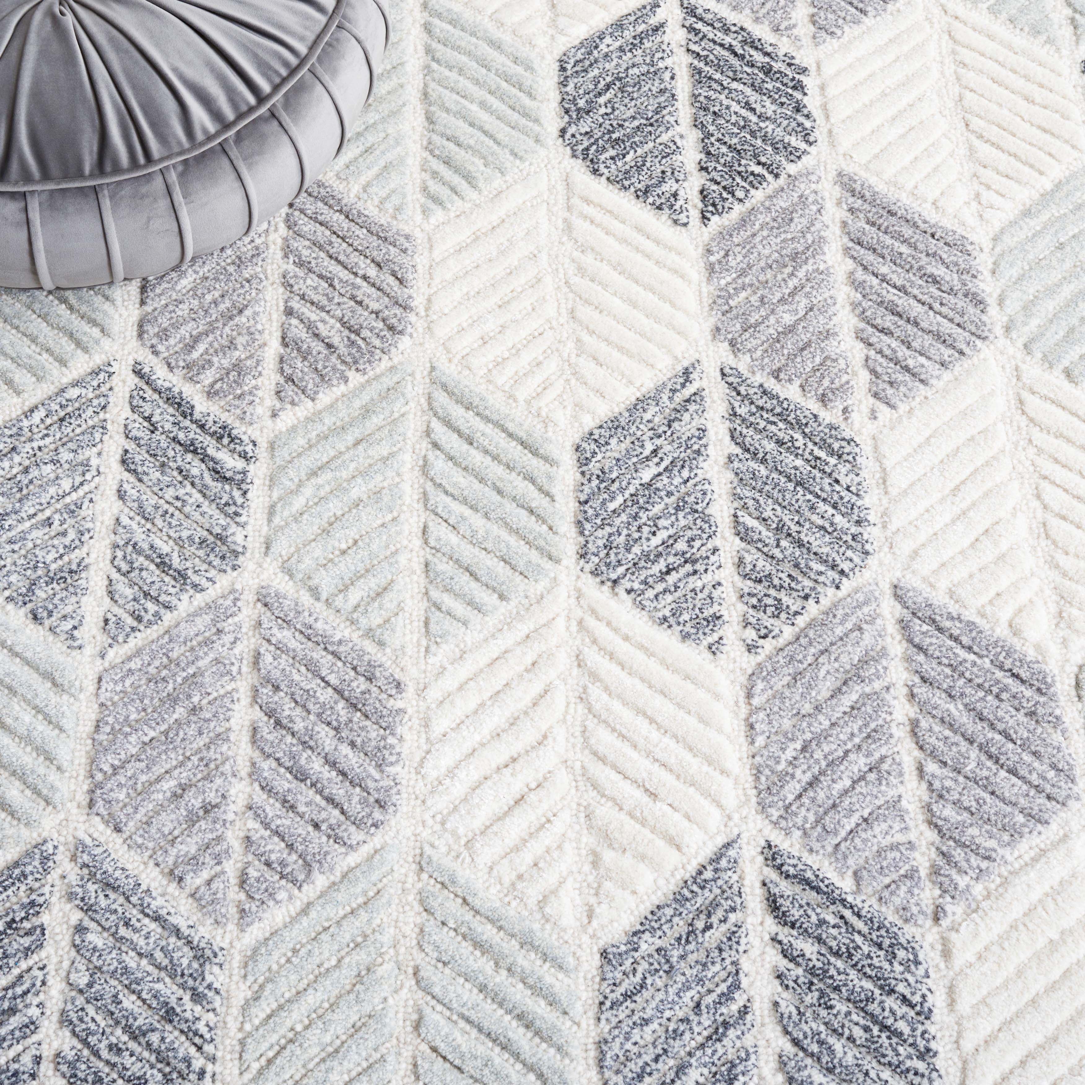 SAFAVIEH Ebony Abigail Geometric Area Rug, Grey/Ivory, 4' x 6'