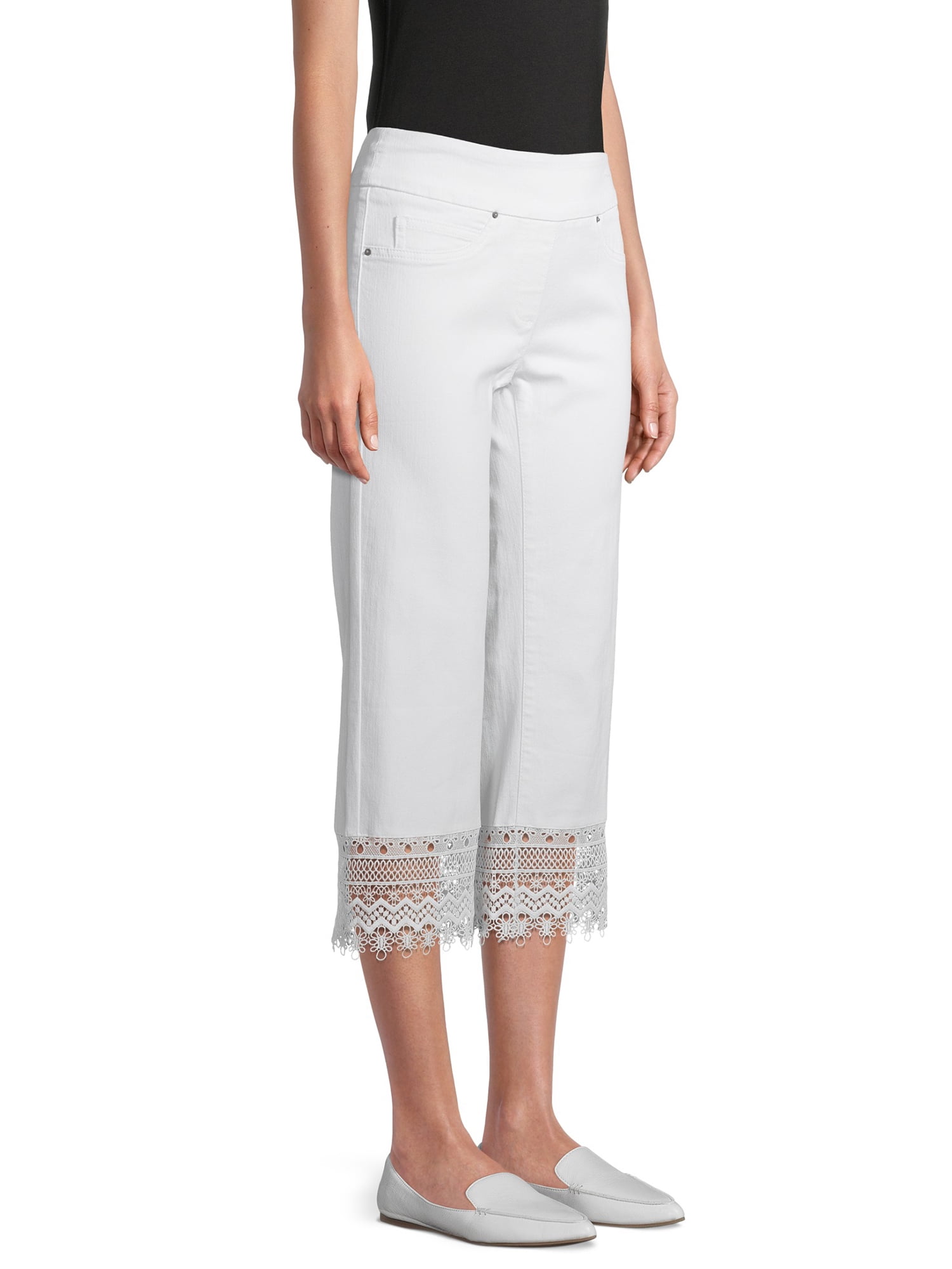 Capri Jeans with Lace Hem 