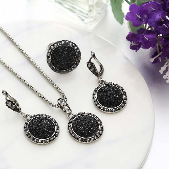 DRAFIDEEP 4Pcs High-Grade Design Black Crushed Stones Jewelry Sets For Women Summer Picnic Bridal Fashion