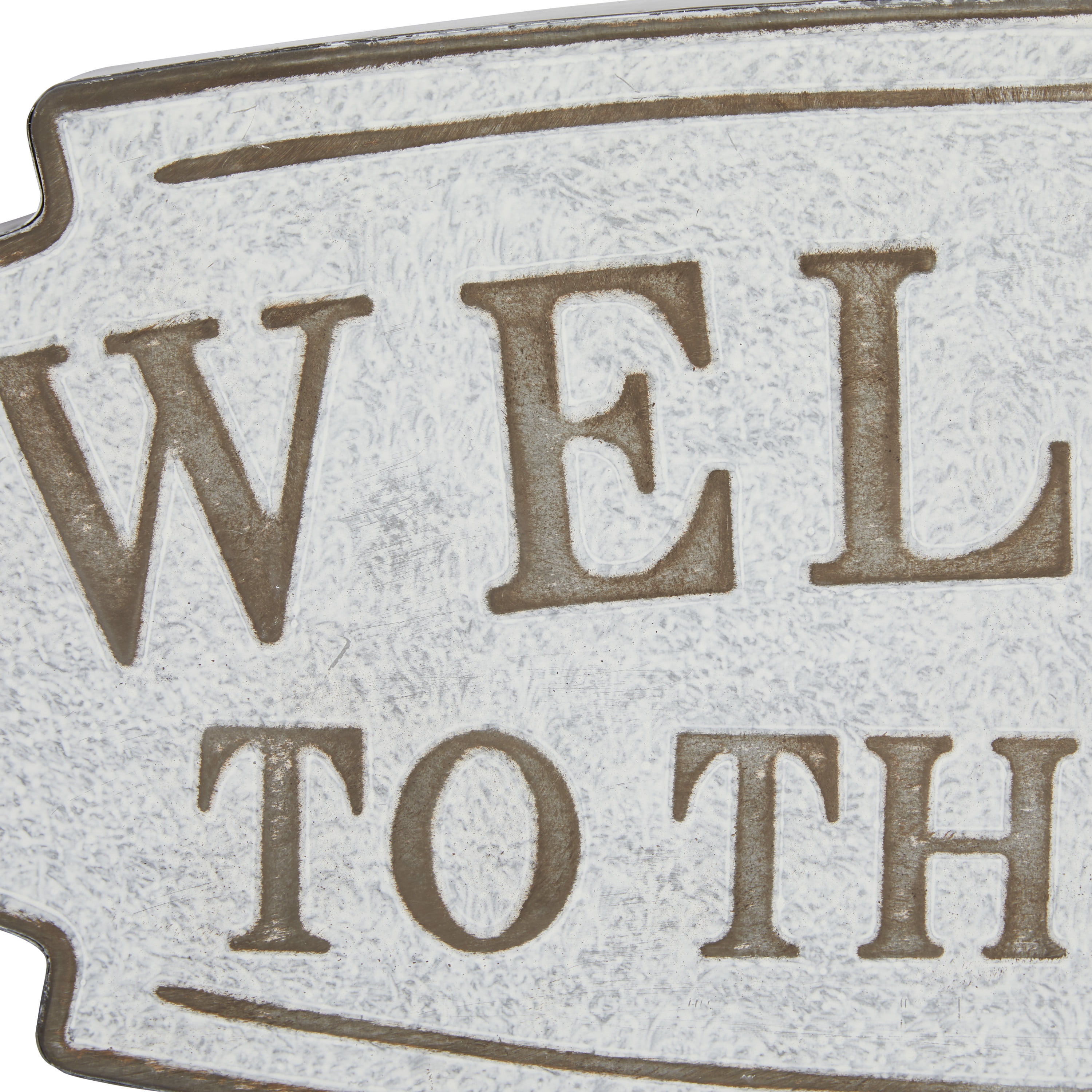 DecMode Indoor Beige Metal Farmhouse Sign Wall Decor