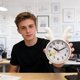 thumbnail image 4 of Reloj despertador compacto de plástico con pantalla de hora clara y suave tono de alarma: ideal para usar en el dormitorio, el estudio o el escritorio sin distracciones digitales., 4 of 6