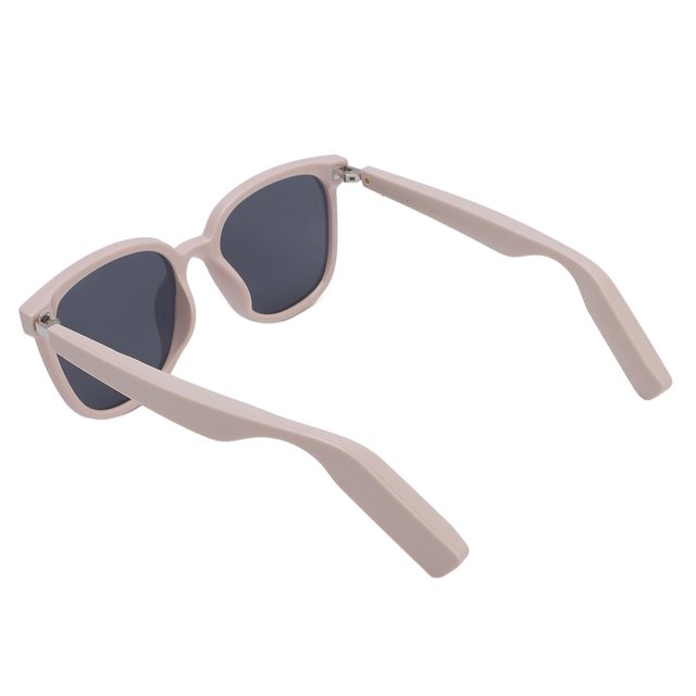 Lunettes de Soleil Intelligentes, Lunettes Intelligentes pour Écouter des Chansons, Antidérapantes, Polarisées, Sans Fil avec Microphone HiFi à Réduction de Bruit pour Conduite en Extérieur